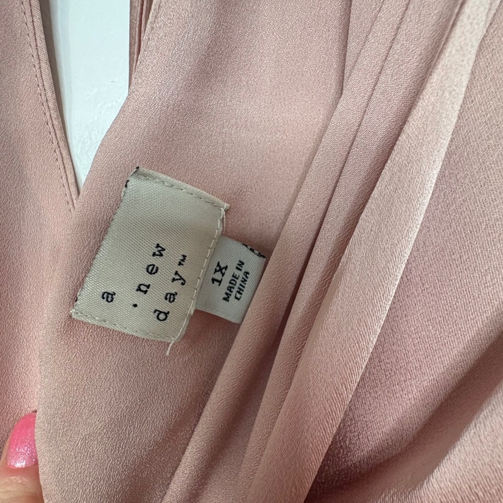 Sold - Picture 3 of 5